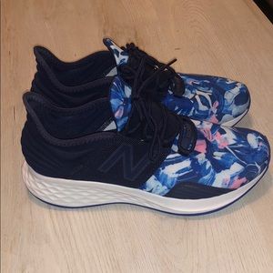 NW New Balance Fresh Foam Roav Women’s size 8.5